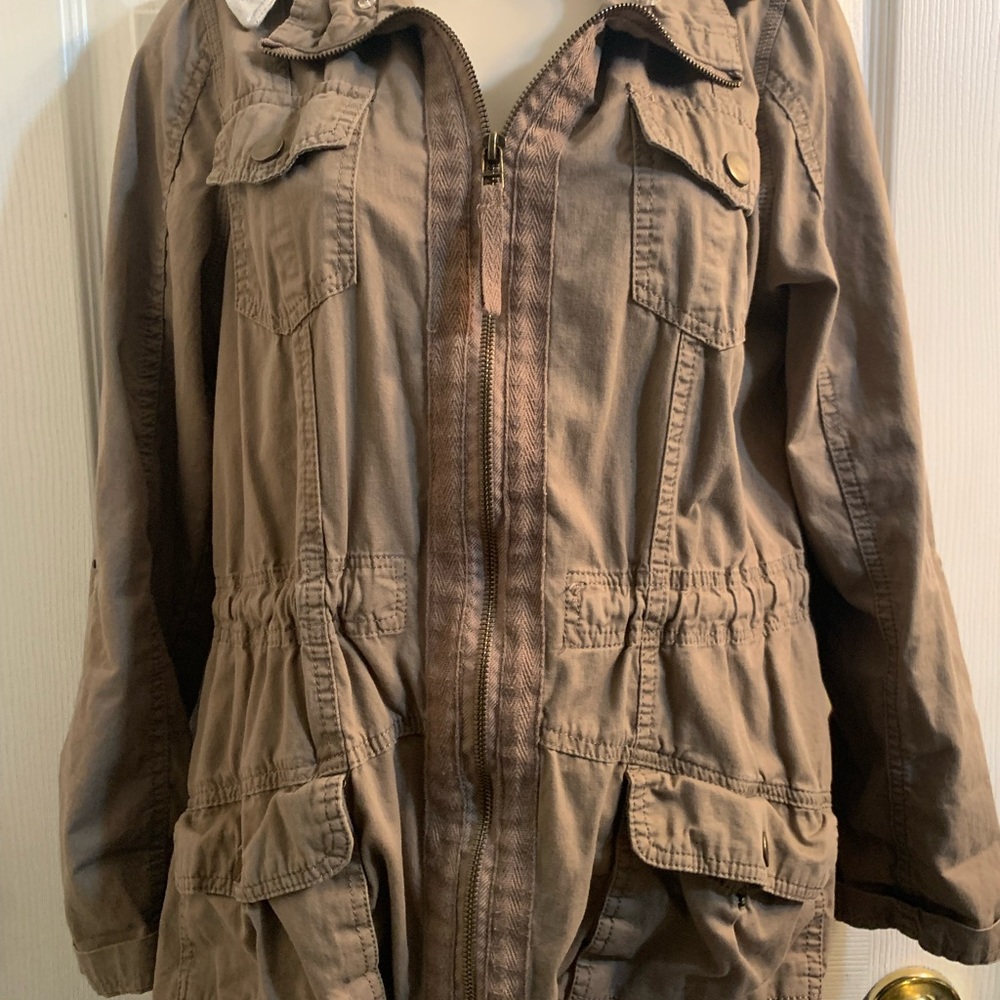 Jacket - Picture 3 of 8